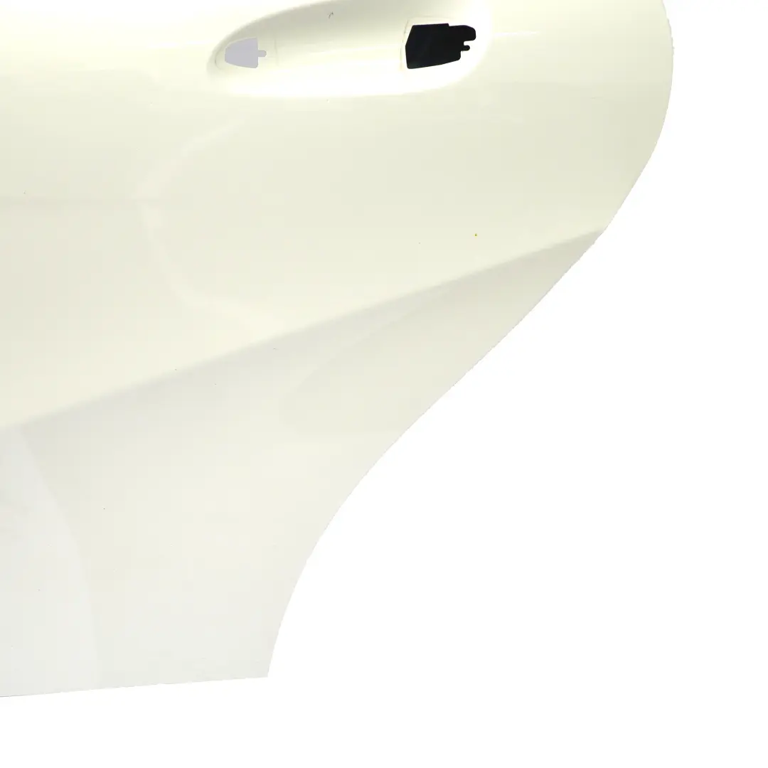 Porta posteriore sinistra Classe B Bianco Calcite - 650 per Mercedes W246 con numero di parte A2467300105 Mercedes W246 Porta posteriore sinistra Classe B Bianco Calcite - 650 - SKU A2467300105-CW - Numero di parte A2467300105