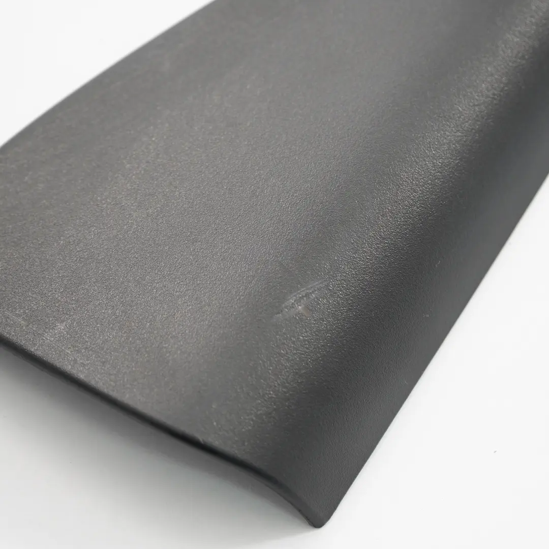 Scheda Porta Rivestimento Posteriore Sinistro Piastra per Mercedes W246 con numero di parte A2467300111 Mercedes W246 Scheda Porta Rivestimento Posteriore Sinistro Piastra - SKU A2467300111 - Numero di parte A2467300111