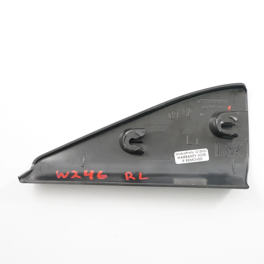 Mercedes W246 Carte porte garniture arrière gauche recouvrement - SKU A2467300111 - Numéro de pièce A2467300111