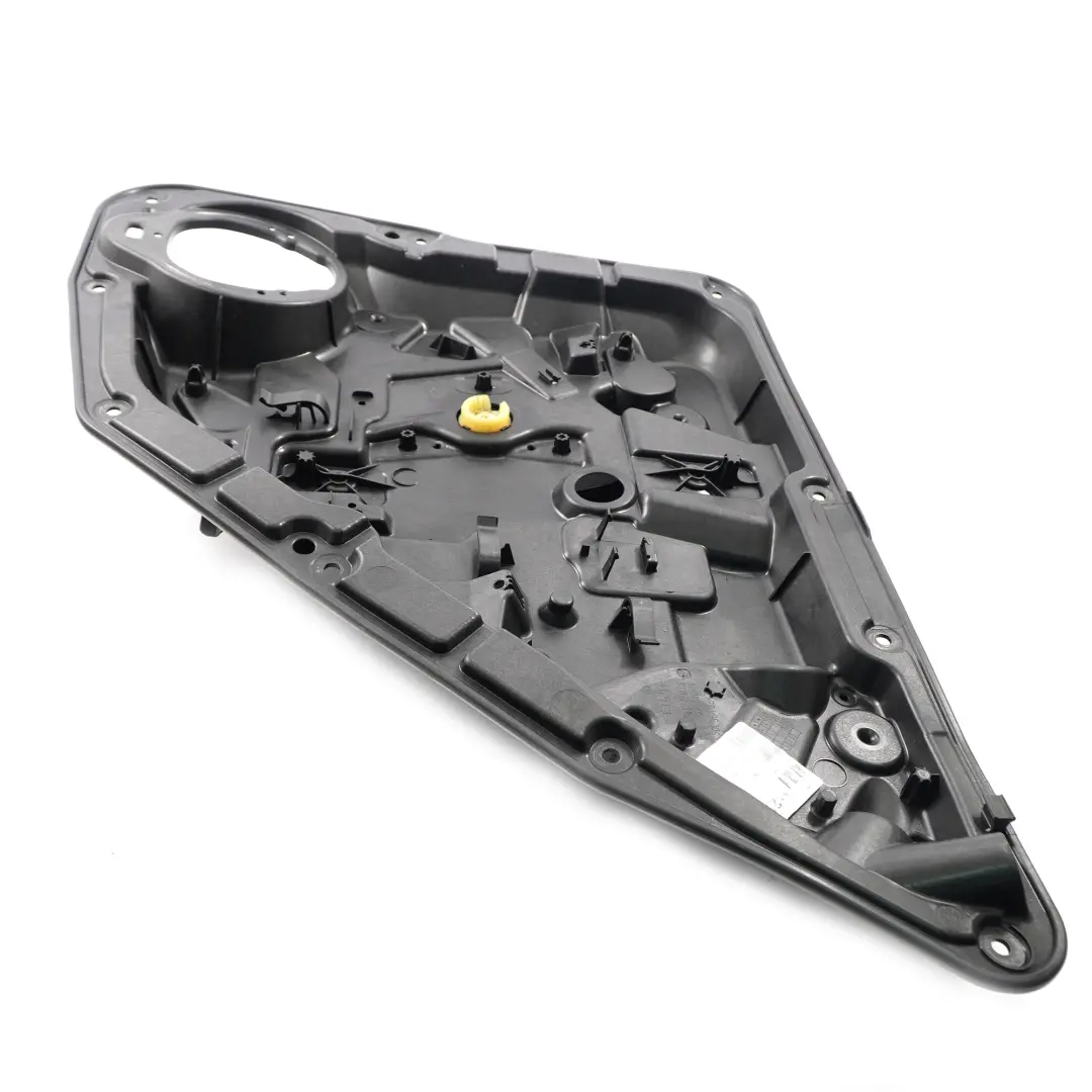 Türkartenhalterung hinten rechts Fensterheber Regulator für Mercedes W246 mit Teilenummer A2467300279 Mercedes W246 Türkartenhalterung hinten rechts Fensterheber Regulator - SKU A2467300279 - Teilenummer A2467300279