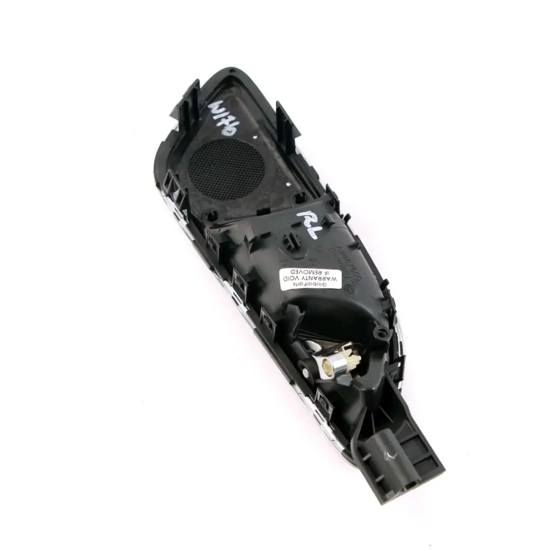 Couvercle poignée de porte intérieure arrière gauche pour Mercedes W176 à propos du numéro de pièce A2467300348 Mercedes W176 Couvercle poignée de porte intérieure arrière gauche - SKU A2467300348 - Numéro de pièce A2467300348