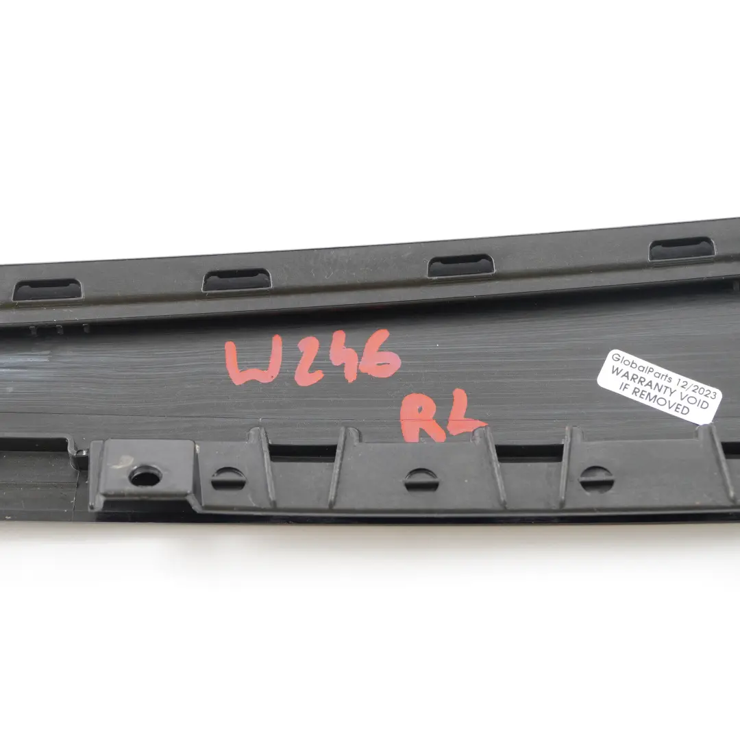 Mercedes W246 Rivestimento porta B-Pillar Striscia posteriore sinistra - SKU A2467320100 - Numero di parte A2467320100