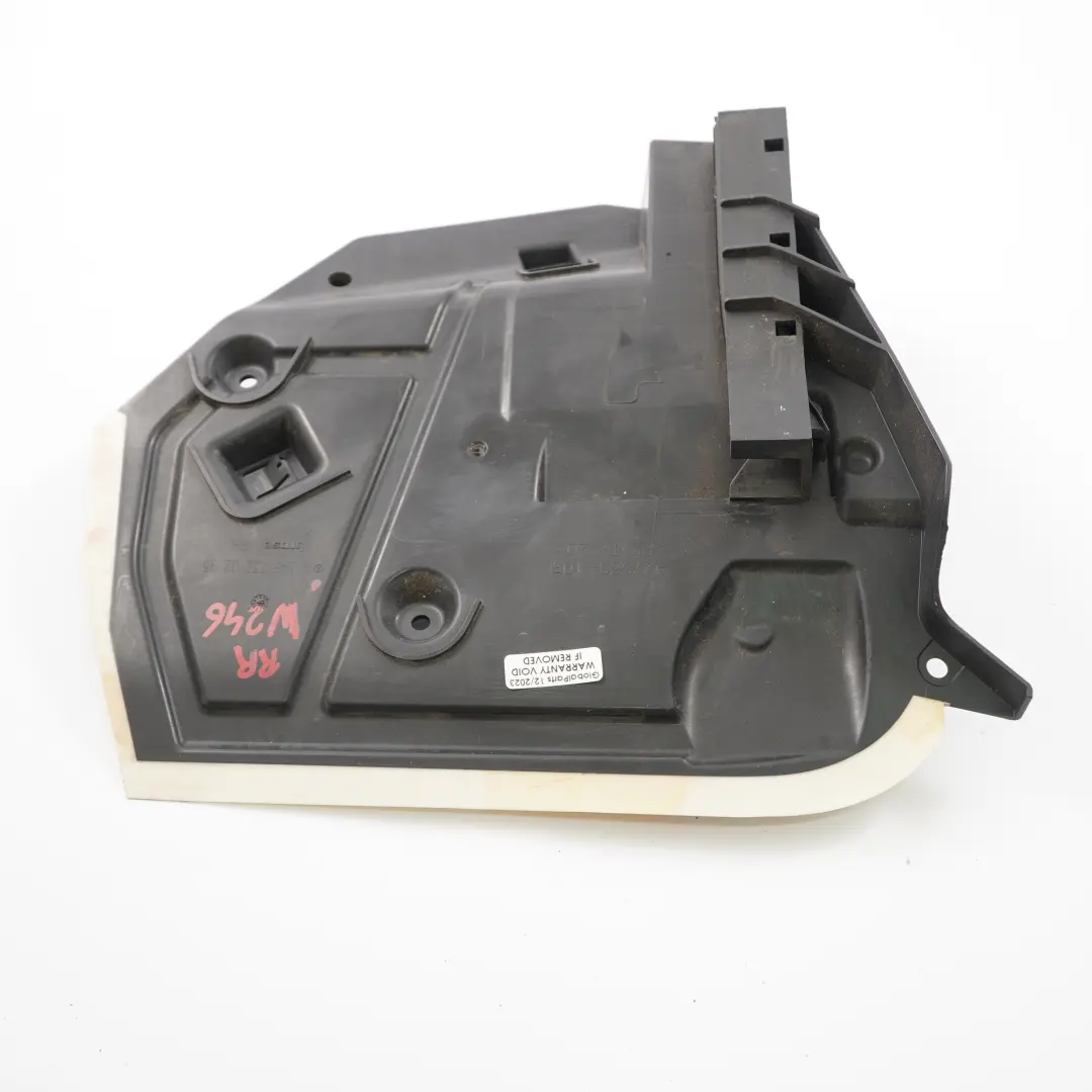 drainage d'eau arrière droite Couverture pour Mercedes W246 Porte de à propos du numéro de pièce A2467320295 Mercedes W246 Porte de drainage d'eau arrière droite Couverture - SKU A2467320295 - Numéro de pièce A2467320295