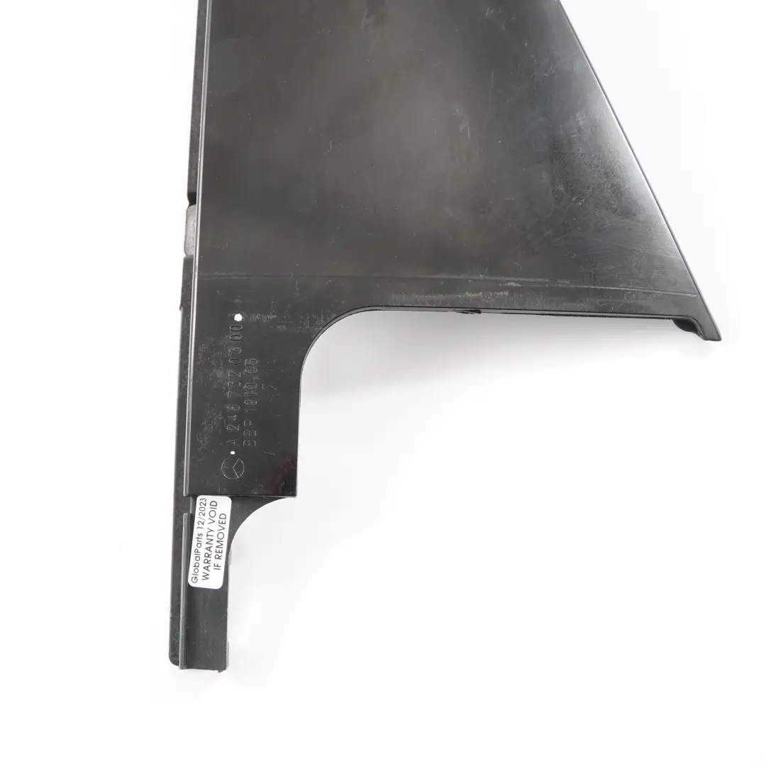 Rivestimento porta Striscia montante C Posteriore sinistra per Mercedes W246 con numero di parte A2467320300 Mercedes W246 Rivestimento porta Striscia montante C Posteriore sinistra - SKU A2467320300 - Numero di parte A2467320300