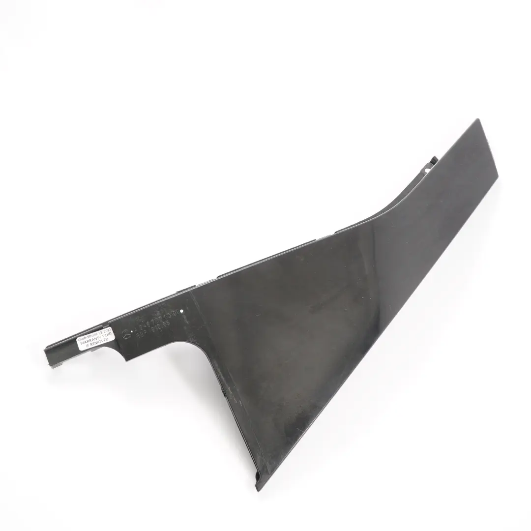 Rivestimento porta Striscia montante C Posteriore sinistra per Mercedes W246 con numero di parte A2467320300 Mercedes W246 Rivestimento porta Striscia montante C Posteriore sinistra - SKU A2467320300 - Numero di parte A2467320300