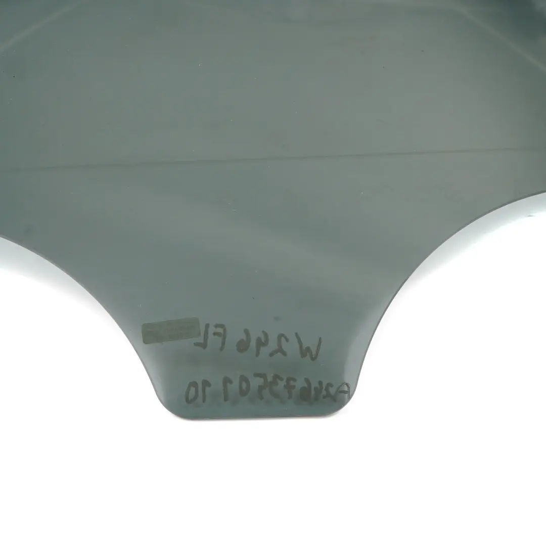 Vitre Porte arriere Gauche Vitrage AS2 pour Mercedes W246 à propos du numéro de pièce A2467350110 Mercedes W246 Vitre Porte arriere Gauche Vitrage AS2 - SKU A2467350110 - Numéro de pièce A2467350110