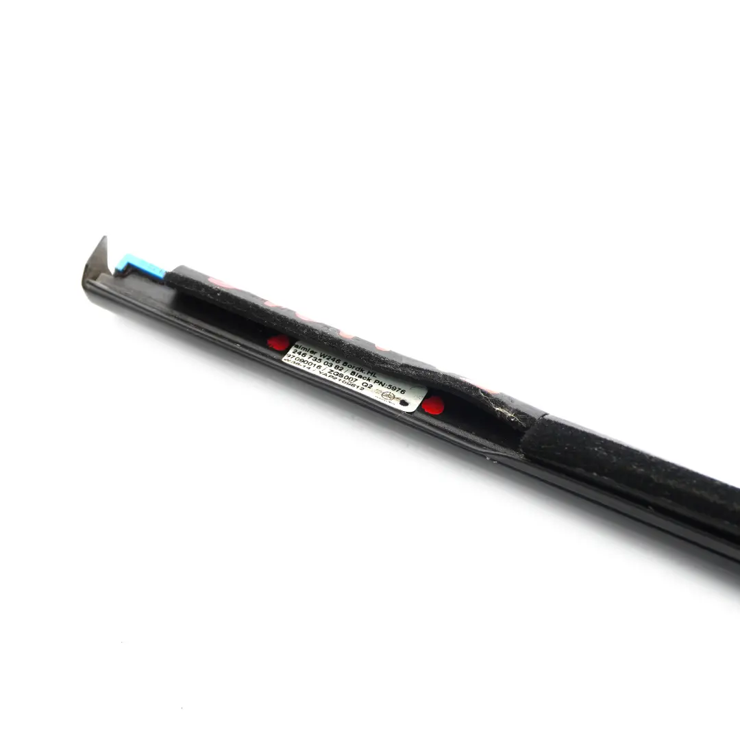Mercedes W246 Barra embellecedora trasera izquierda negra - SKU A2467350382 - Número de pieza A2467350382