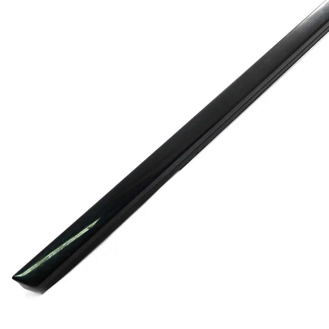 Mercedes W246 Barra embellecedora trasera izquierda negra - SKU A2467350382 - Número de pieza A2467350382