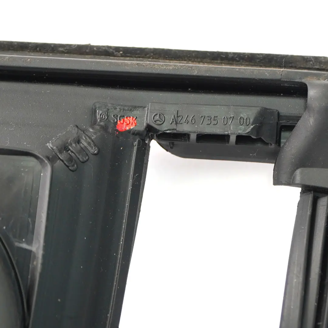 Ventana Sellado Puerta Trasera Izquierda Junta Marco para Mercedes W246 con número de pieza A2467350700 Mercedes W246 Ventana Sellado Puerta Trasera Izquierda Junta Marco - SKU A2467350700 - Número de pieza A2467350700