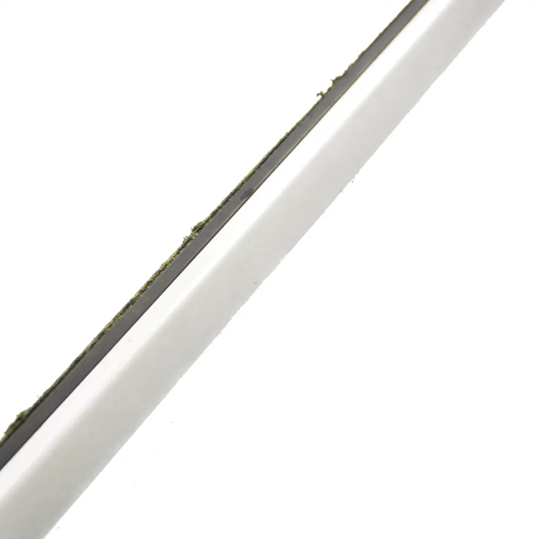 Mercedes W246 Guarnizione parabrezza posteriore destro Striscia tenuta Cromo - SKU A2467350865 - Numero di parte A2467350865