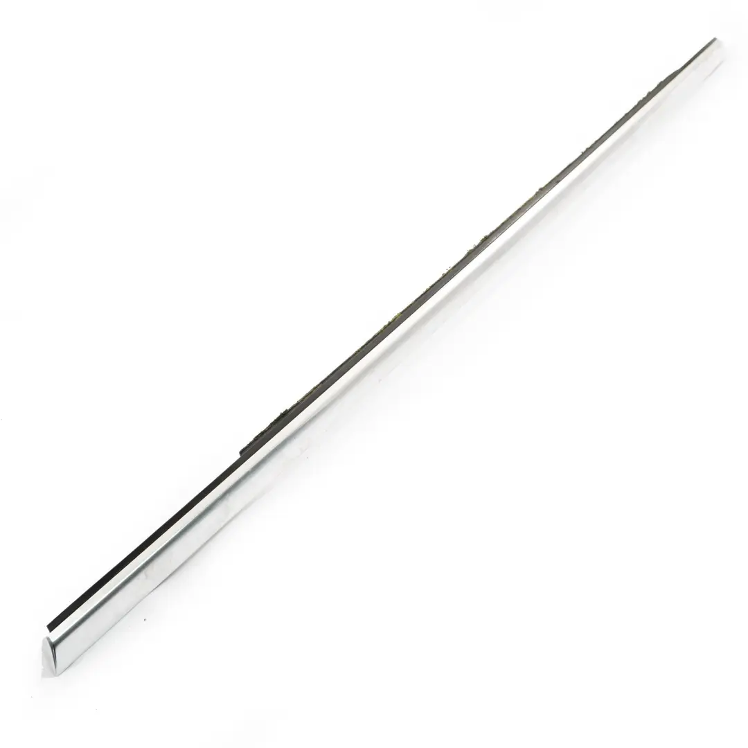Mercedes W246 joint vitre arrière droite bande étanchéité garniture - SKU A2467350865 - Numéro de pièce A2467350865