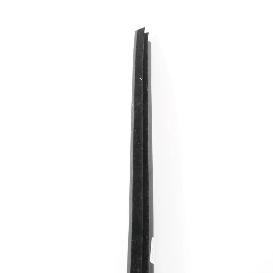 Mercedes W246 Fensterdichtungsschiene Hinten Rechts Links Dichtung - SKU A2467350900 - Teilenummer A2467350900