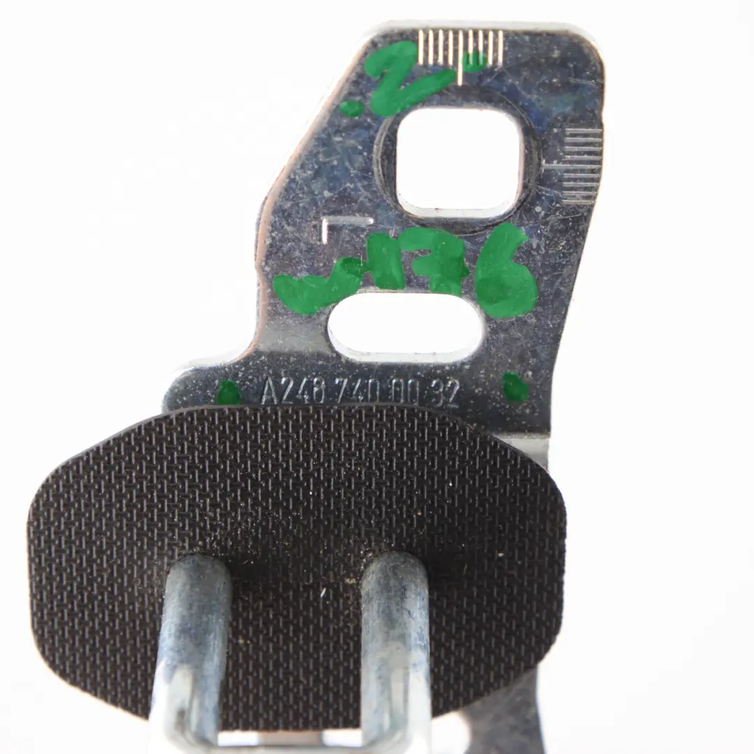 Verrouillage de hayon Mercedes W176 W246 pour à propos du numéro de pièce A2467400032 Verrouillage de hayon Mercedes W176 W246 - SKU A2467400032 - Numéro de pièce A2467400032