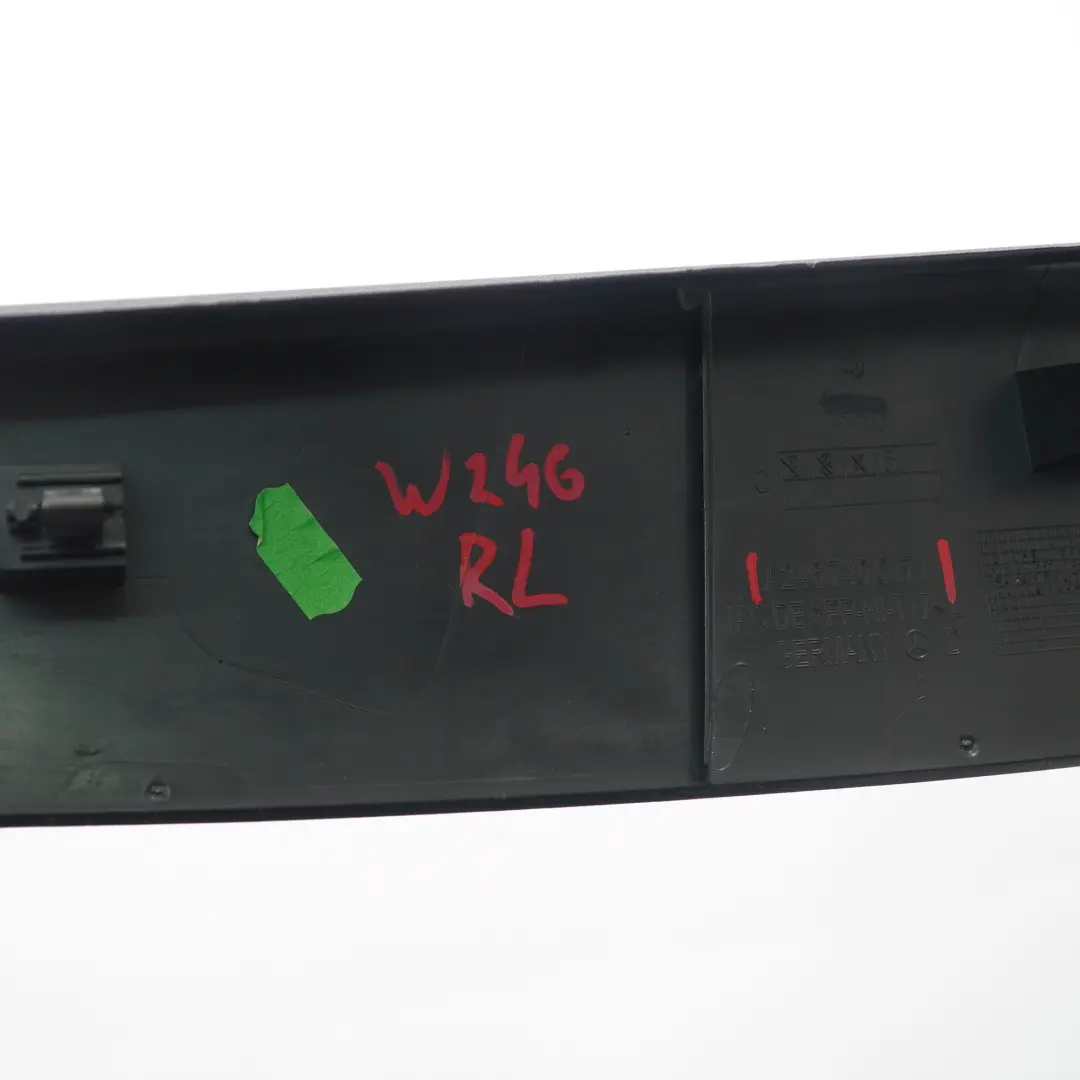 Kofferraumdeckel Abdeckung Verkleidung Oben Links für Mercedes W246 mit Teilenummer A2467400171 Mercedes W246 Kofferraumdeckel Abdeckung Verkleidung Oben Links - SKU A2467400171 - Teilenummer A2467400171