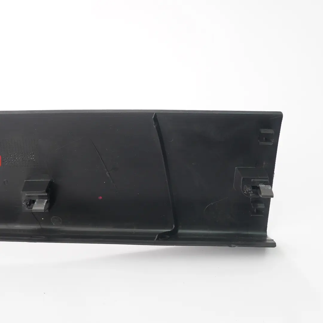 Couvercle de coffre supérieur droit noir pour Mercedes W246 à propos du numéro de pièce A2467400271 Mercedes W246 Couvercle de coffre supérieur droit noir - SKU A2467400271 - Numéro de pièce A2467400271