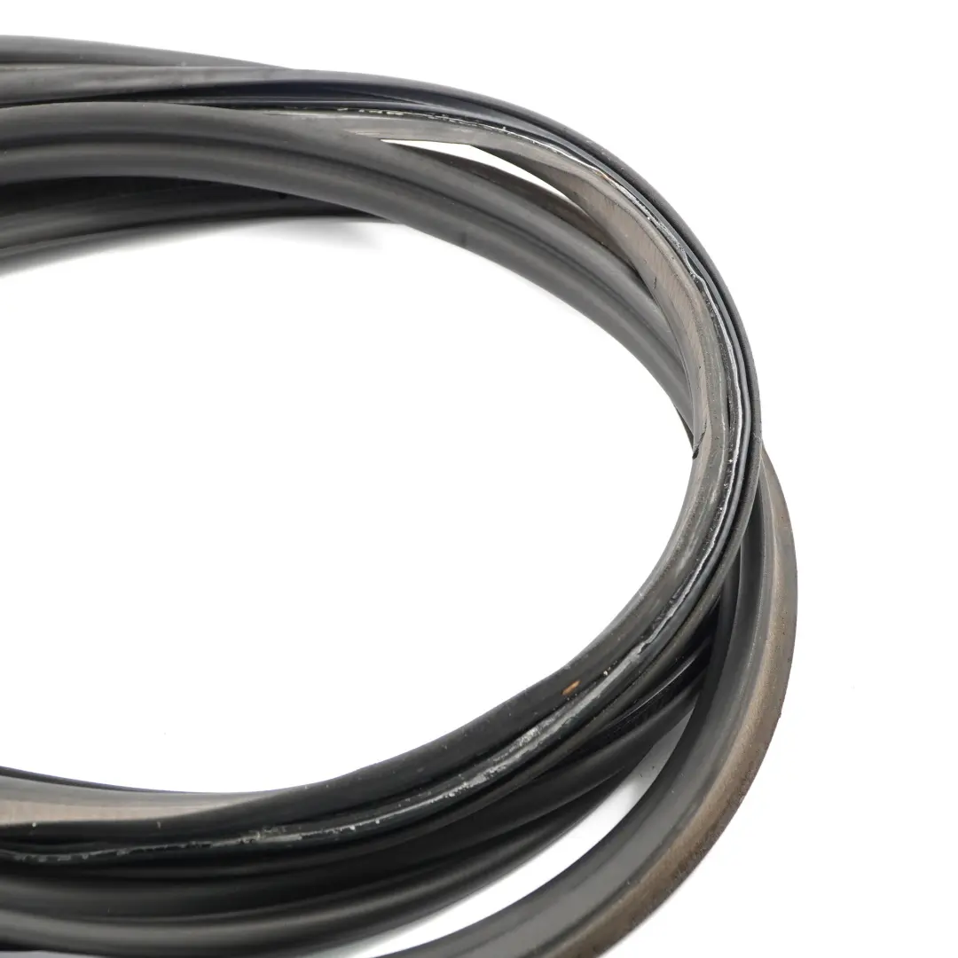 Boot Trunk Lid Tailgate Sealing Gasket Seal Rubber to Mercedes W246 with Part number A2467400478 Mercedes W246 Boot Trunk Lid Tailgate Sealing Gasket Seal Rubber - SKU A2467400478 - Part number A2467400478