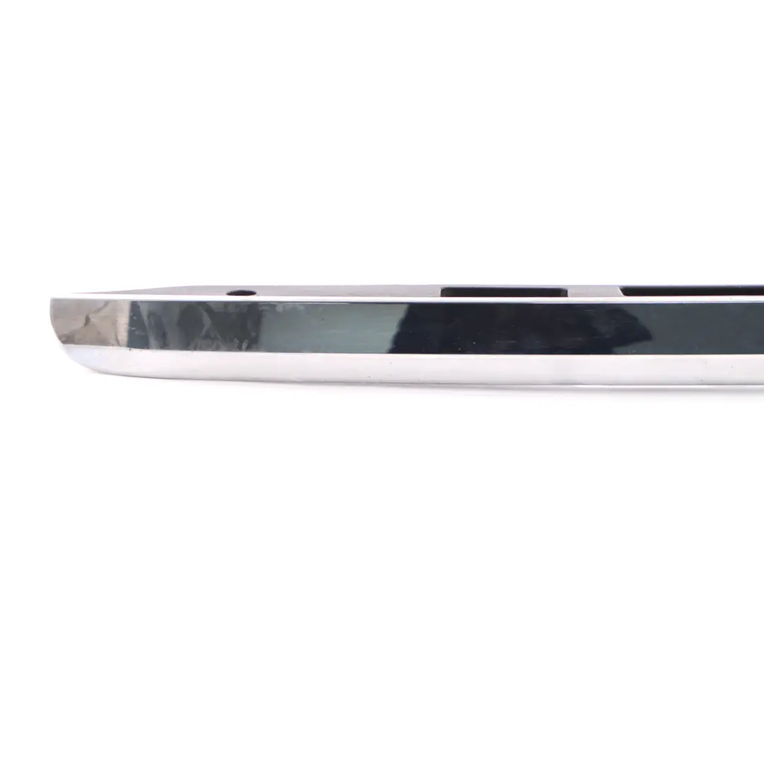 Mercedes W246 Portabagagli Maniglia Targa Maniglia Striscia Cromata - SKU A2467405700 - Numero di parte A2467405700