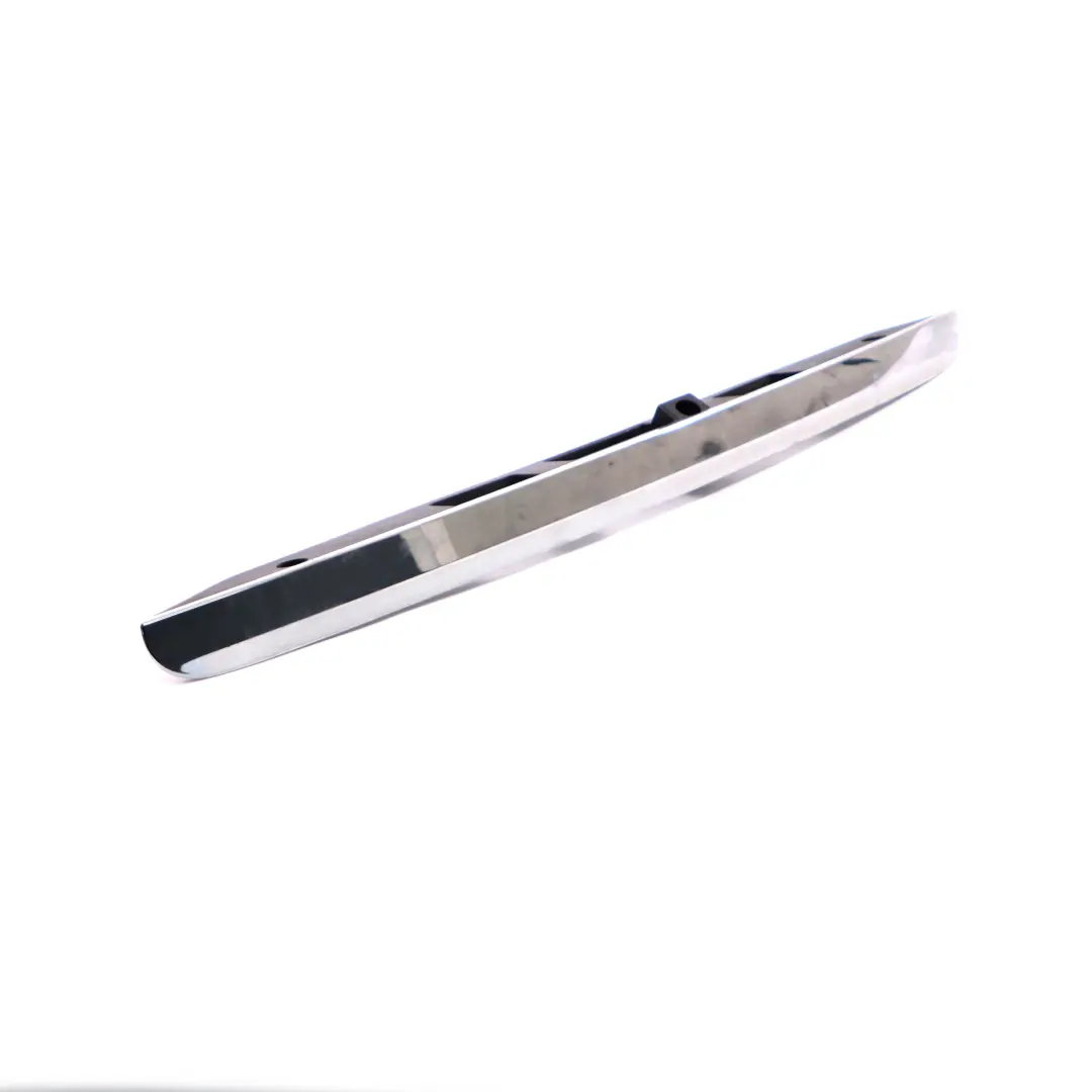 Mercedes W246 Portabagagli Maniglia Targa Maniglia Striscia Cromata - SKU A2467405700 - Numero di parte A2467405700