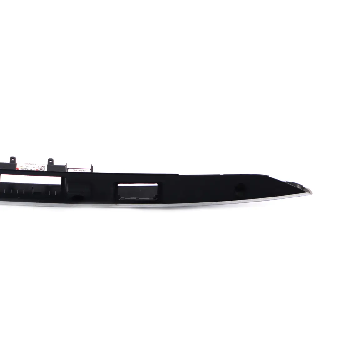 Mercedes W246 Portabagagli Maniglia Targa Maniglia Striscia Cromata - SKU A2467405700 - Numero di parte A2467405700
