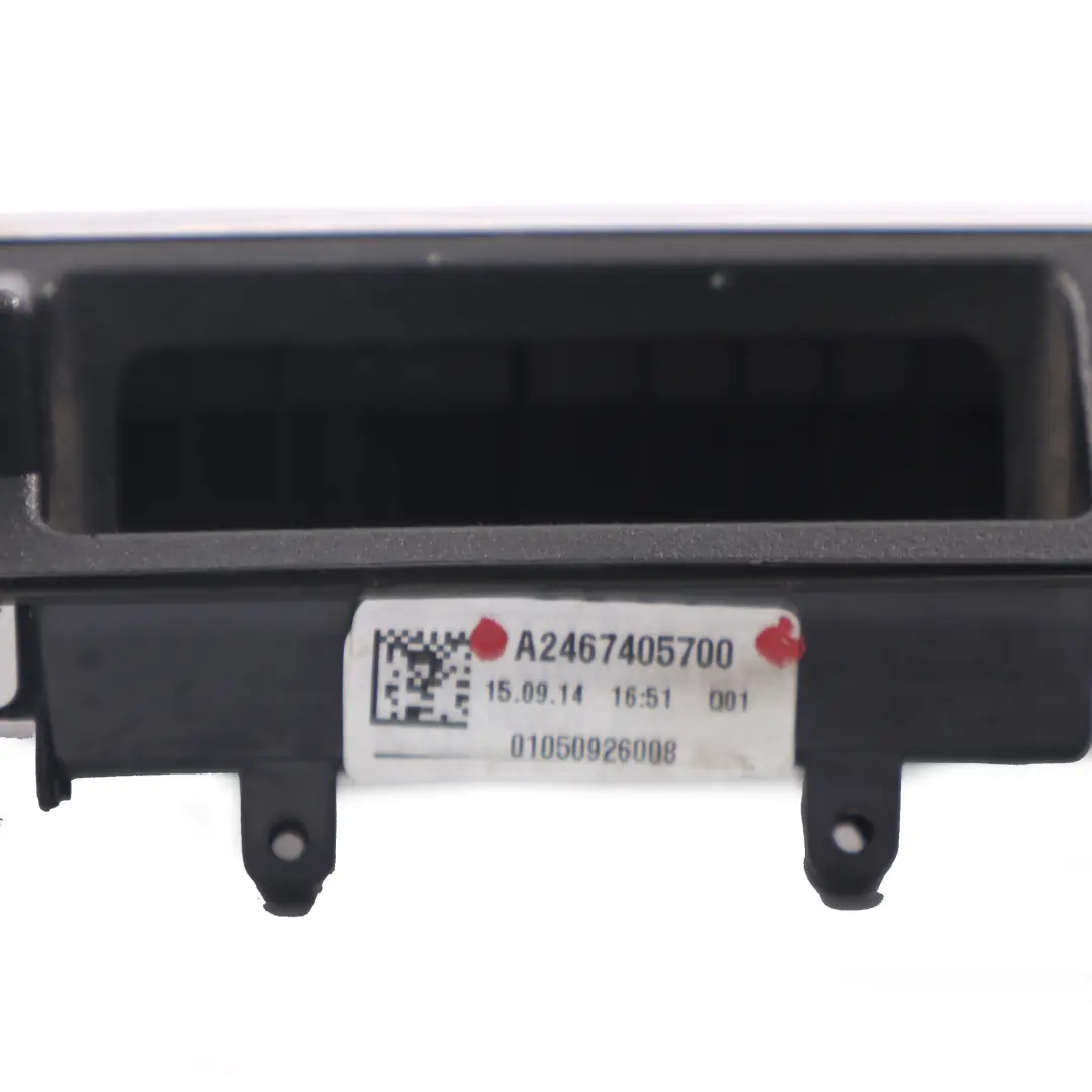 Portabagagli Maniglia Targa Maniglia Striscia Cromata per Mercedes W246 con numero di parte A2467405700 Mercedes W246 Portabagagli Maniglia Targa Maniglia Striscia Cromata - SKU A2467405700 - Numero di parte A2467405700