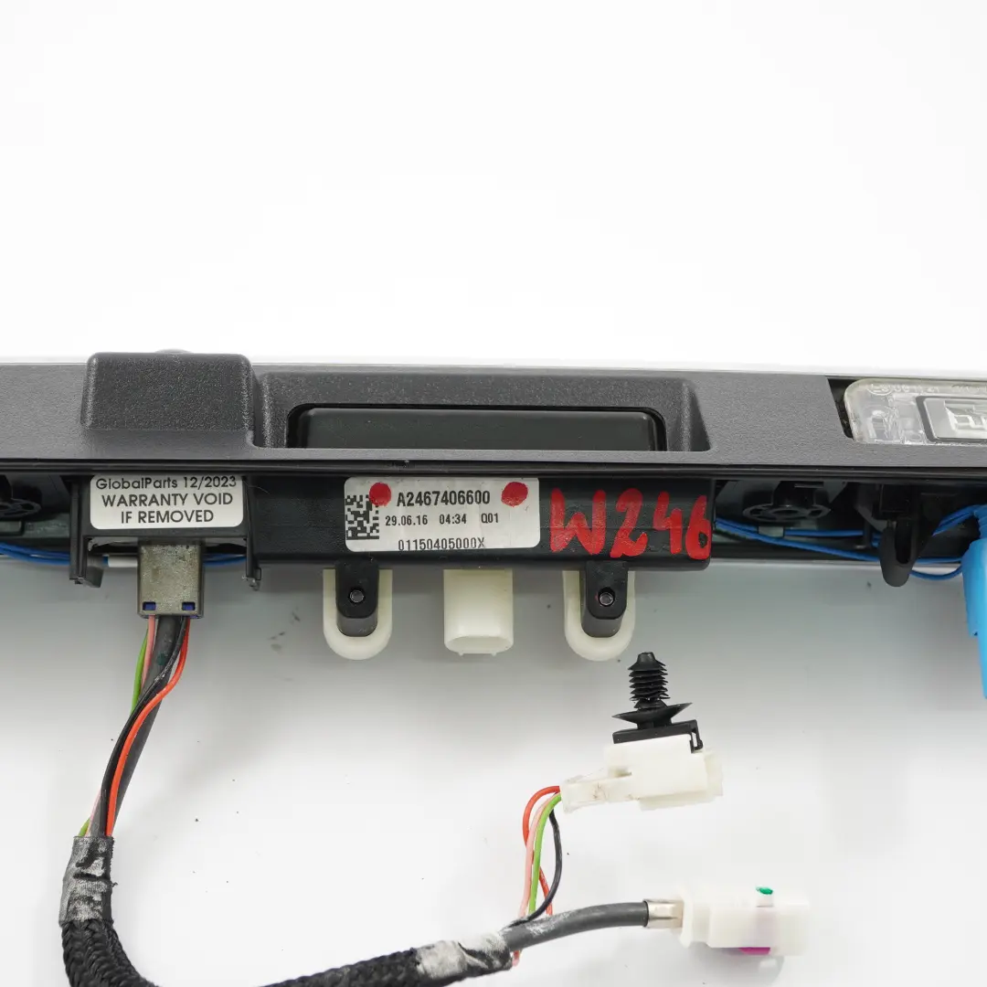 Tapa maletero portón trasero Luz matrícula Cámara para Mercedes W246 con número de pieza A2467406600 Mercedes W246 Tapa maletero portón trasero Luz matrícula Cámara - SKU A2467406600 - Número de pieza A2467406600