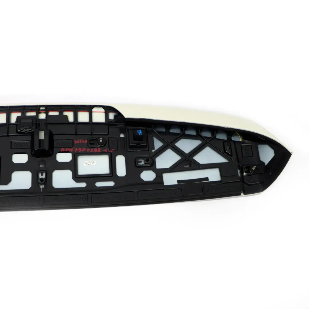 Mercedes W246 Couvercle de coffre Panneau de hayon Aileron Blanc Calcite 650 - SKU A2467900388-CW - Numéro de pièce A2467900388