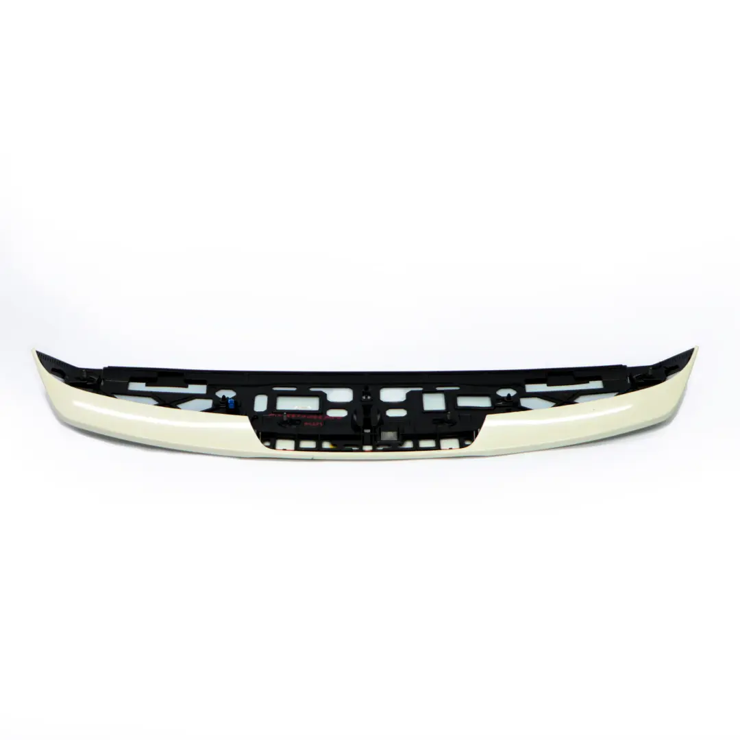 Mercedes W246 Spoiler Klapy Bagażnika Calcite White 650 - SKU A2467900388-CW - Numer Części A2467900388