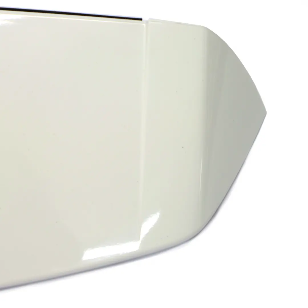 Tapa del maletero Tailgate Spoiler Calcite White 650 para Mercedes W246 con número de pieza A2467900388 Mercedes W246 Tapa del maletero Tailgate Spoiler Calcite White 650 - SKU A2467900388-CW - Número de pieza A2467900388