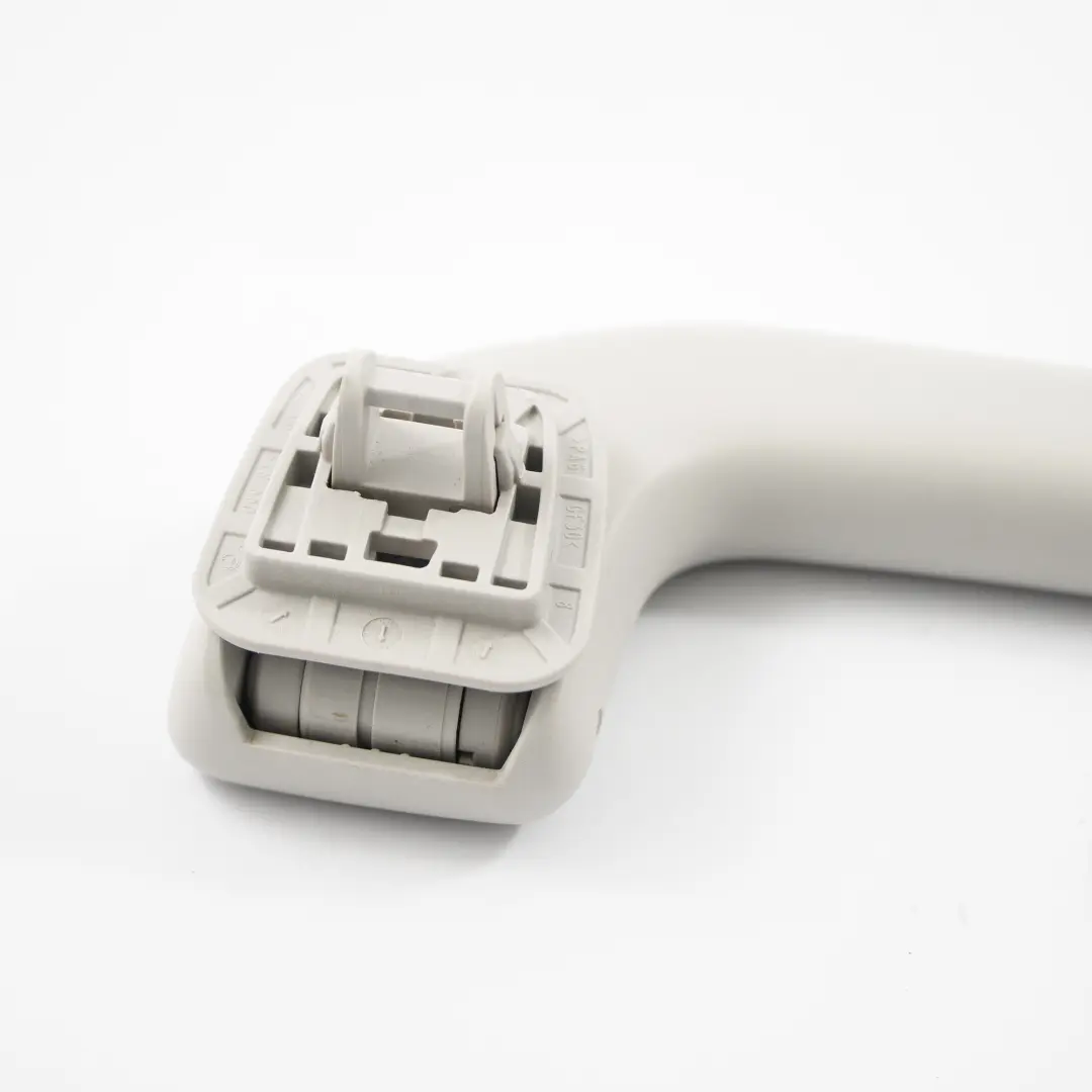 Dachhaltegriff Innengriff Hinten Rechts Grau für Mercedes W246 W242 mit Teilenummer A2468100254 Mercedes W246 W242 Dachhaltegriff Innengriff Hinten Rechts Grau - SKU A2468100254 - Teilenummer A2468100254