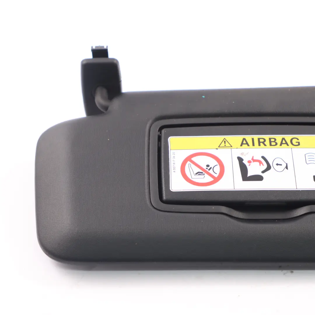 Parasol Mercedes W246 Tapa Panel Negro izquierda Espejo para con número de pieza A2468100510 Parasol Mercedes W246 Tapa Panel Negro izquierda Espejo - SKU A2468100510 - Número de pieza A2468100510