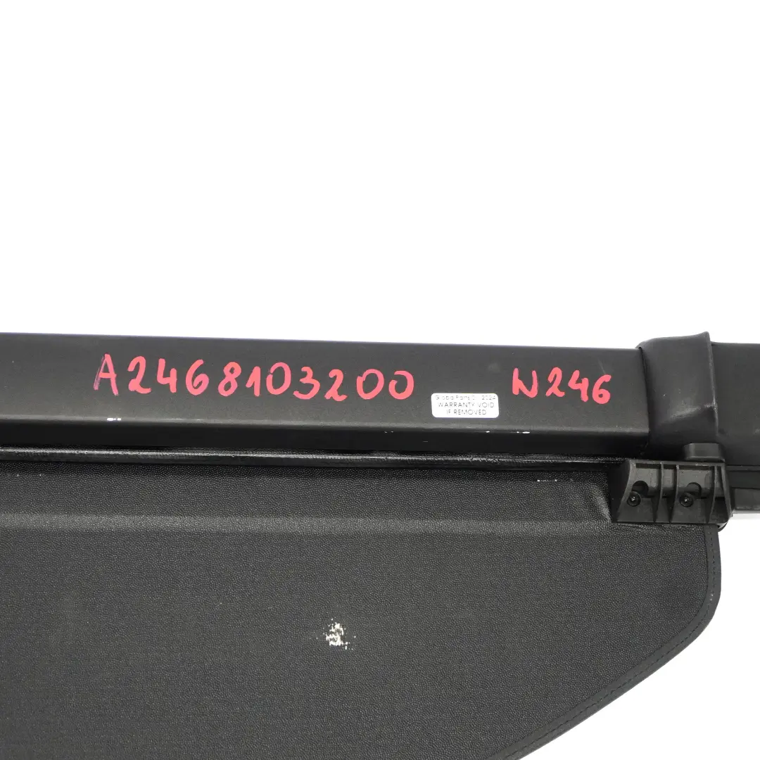 Filet de rangement pour le coffre arrière à enrouleur pour Mercedes W246 à propos du numéro de pièce A2468103200 Mercedes W246 Filet de rangement pour le coffre arrière à enrouleur - SKU A2468103200 - Numéro de pièce A2468103200