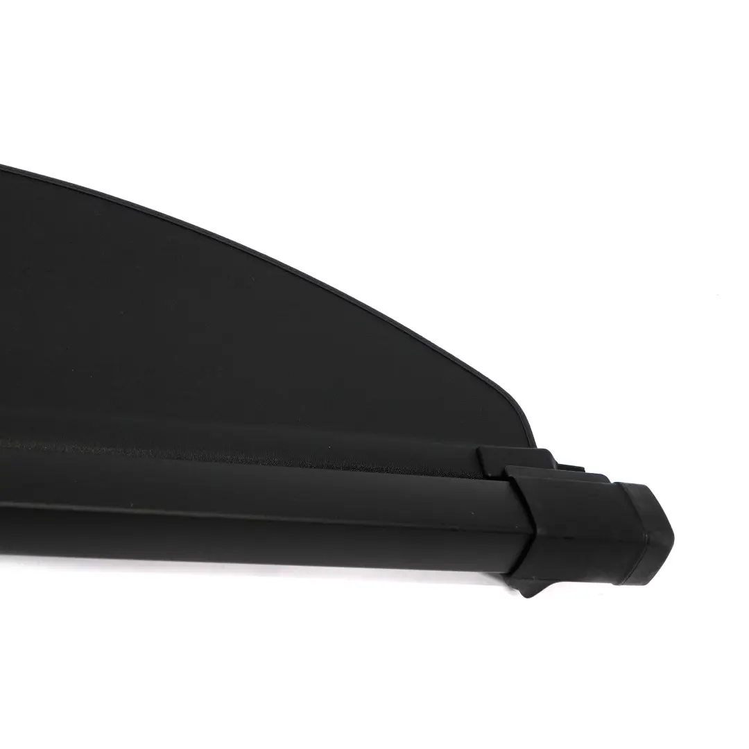 Tendina a rullo per bagagliaio posteriore Ripiano Rete per Mercedes W246 con numero di parte A2468103200 Mercedes W246 Tendina a rullo per bagagliaio posteriore Ripiano Rete - SKU A2468103200 - Numero di parte A2468103200