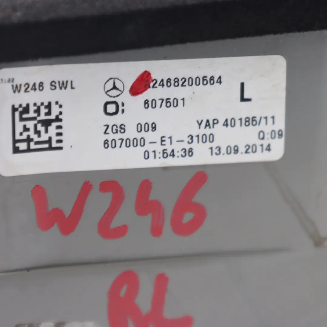 Mercedes W246 Luz Trasera Izquierda Panel lateral luces traseras LED - SKU A2468200564 - Número de pieza A2468200564