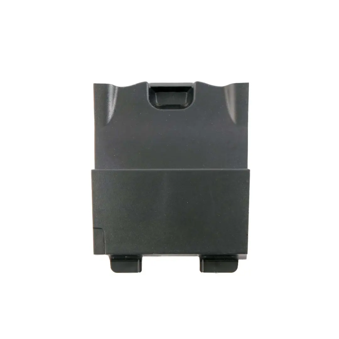 Placa retención bandeja almacenamiento consola central para Mercedes W176 W246 con número de pieza A2468230000 Mercedes W176 W246 Placa retención bandeja almacenamiento consola central - SKU A2468230000 - Número de pieza A2468230000