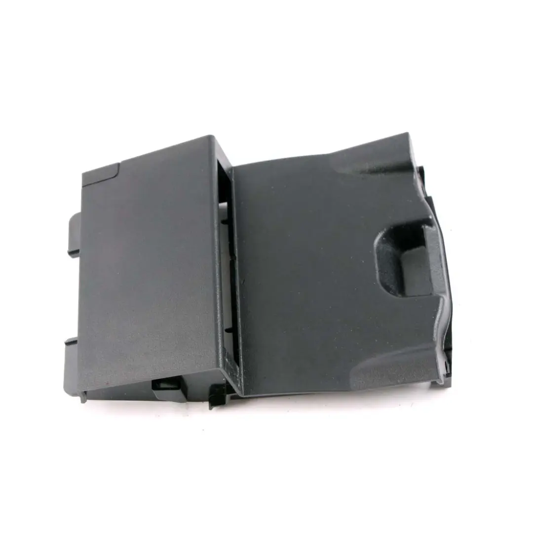 Placa retención bandeja almacenamiento consola central para Mercedes W176 W246 con número de pieza A2468230000 Mercedes W176 W246 Placa retención bandeja almacenamiento consola central - SKU A2468230000 - Número de pieza A2468230000