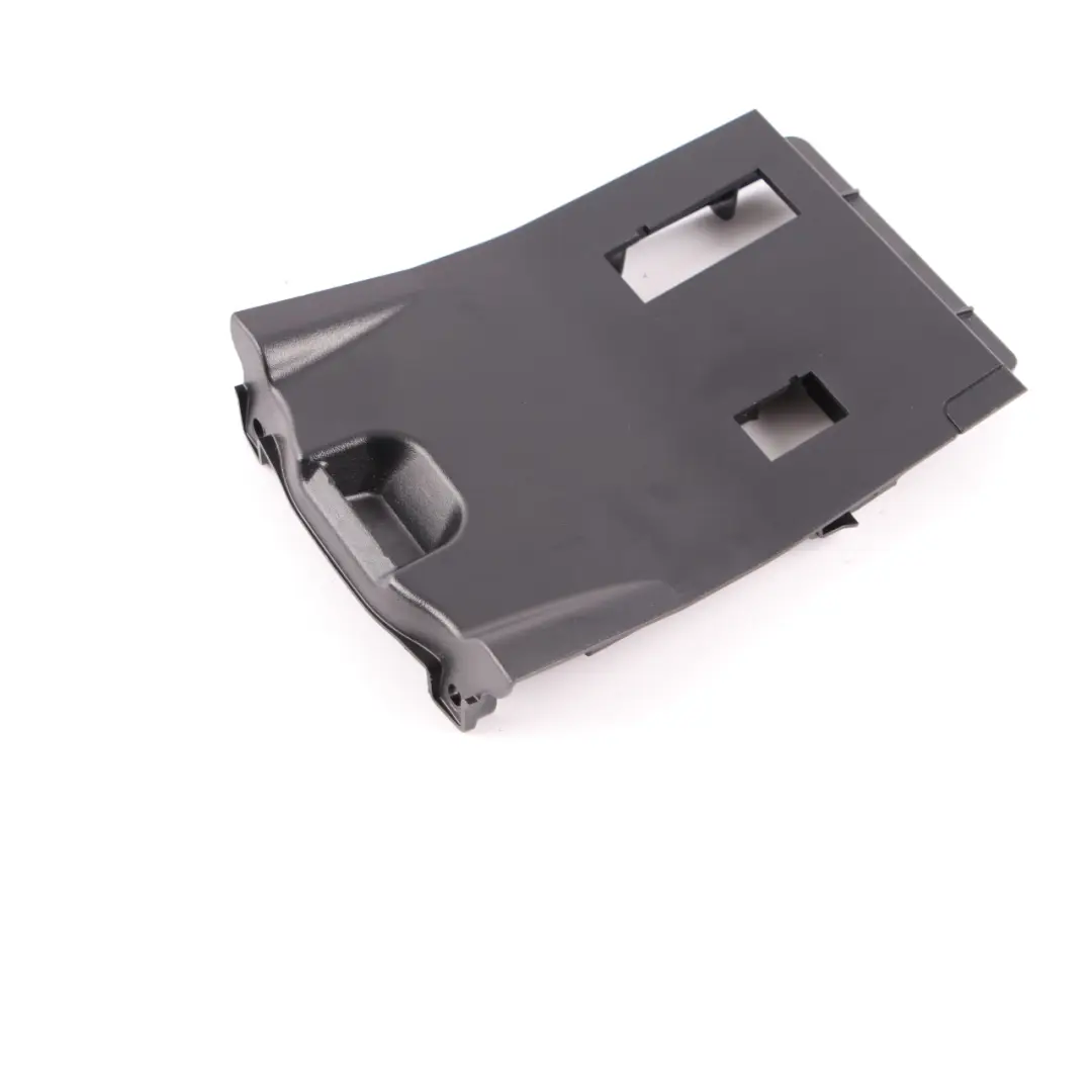 USB Port Abdeckung Stecker Buchse Stecker Abdeckung Schwarz für Mercedes W176 W246 mit Teilenummer A2468230411 Mercedes W176 W246 USB Port Abdeckung Stecker Buchse Stecker Abdeckung Schwarz - SKU A2468230411 - Teilenummer A2468230411