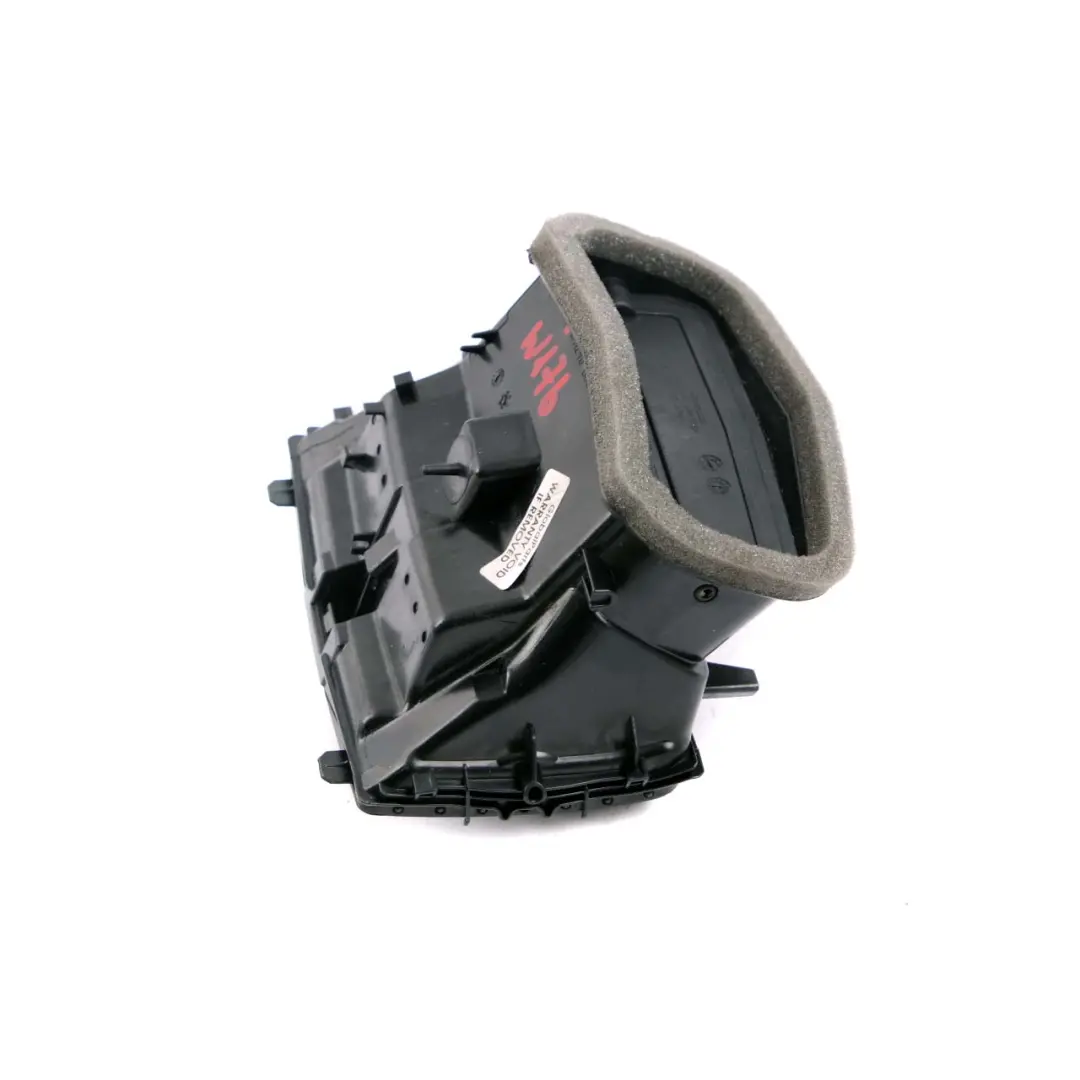 Consola Central Rejilla de Ventilación Trasera Negro para Mercedes W176 con número de pieza A2468300003 Mercedes W176 Consola Central Rejilla de Ventilación Trasera Negro - SKU A2468300003 - Número de pieza A2468300003