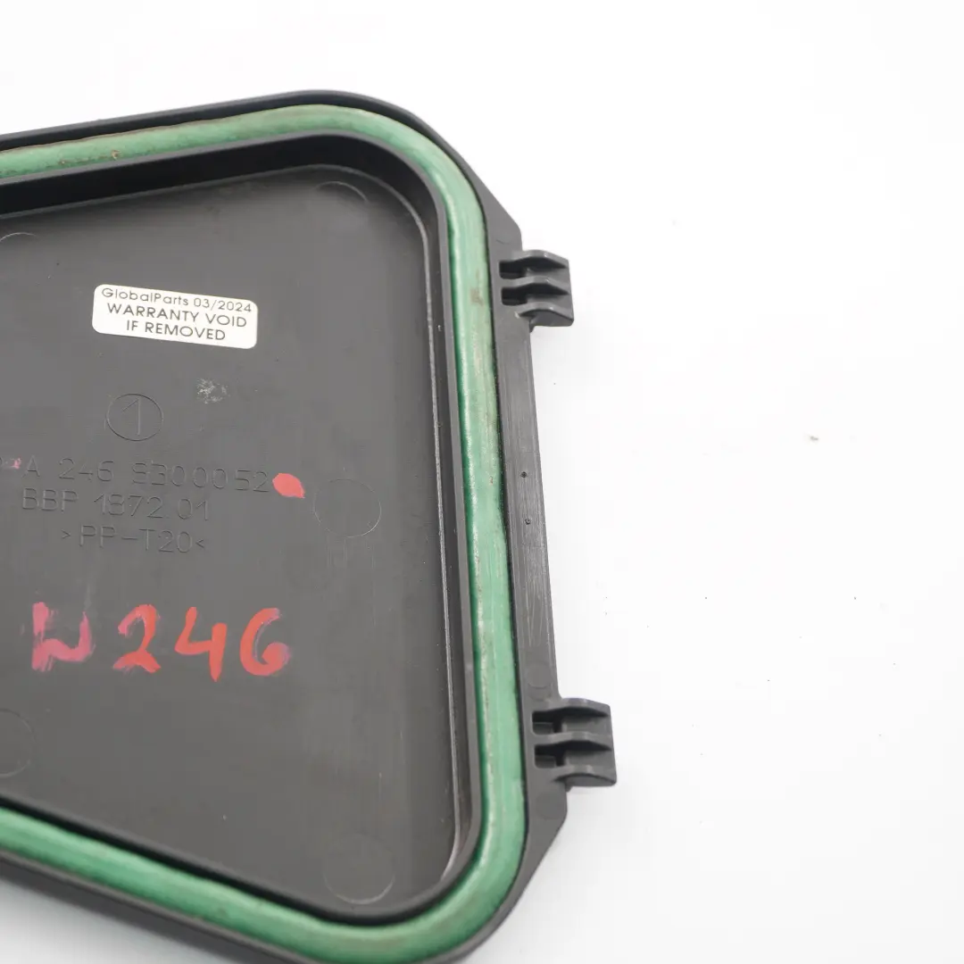 Vorderseite scheibe Scuttle Panel Abdeckung Windschutz für Mercedes W246 mit Teilenummer A2468300052 Mercedes W246 Vorderseite scheibe Scuttle Panel Abdeckung Windschutz - SKU A2468300052 - Teilenummer A2468300052