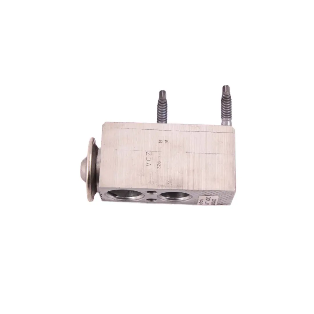 Zawór Rozprężny Klimatyzacji A/C do Mercedes W176 W246 o numerze A2468300084 Mercedes W176 W246 Zawór Rozprężny Klimatyzacji A/C - SKU A2468300084 - Numer Części A2468300084