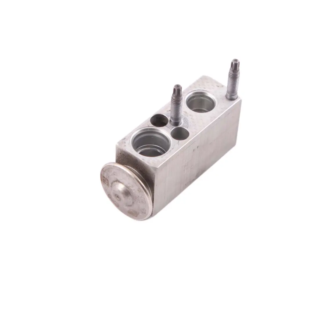 Aire Acondicionado Válvula de Expansión A/C para Mercedes W176 W246 con número de pieza A2468300084 Mercedes W176 W246 Aire Acondicionado Válvula de Expansión A/C - SKU A2468300084 - Número de pieza A2468300084