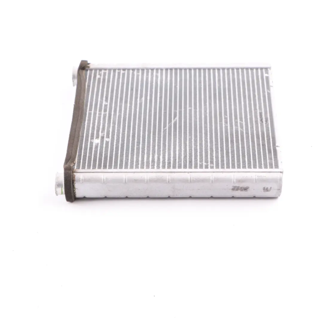 Aire Acondicionado A/C Calentador Evaporador Matrix para Mercedes W176 W246 con número de pieza A2468300161 Mercedes W176 W246 Aire Acondicionado A/C Calentador Evaporador Matrix - SKU A2468300161 - Número de pieza A2468300161