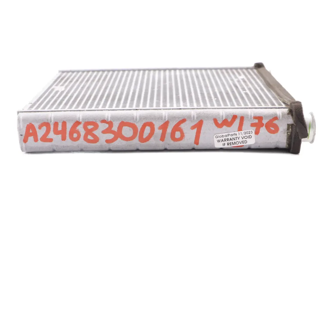 Climatisation A/C Chauffage Matrix Evaporateur pour Mercedes W176 W246 à propos du numéro de pièce A2468300161 Mercedes W176 W246 Climatisation A/C Chauffage Matrix Evaporateur - SKU A2468300161 - Numéro de pièce A2468300161