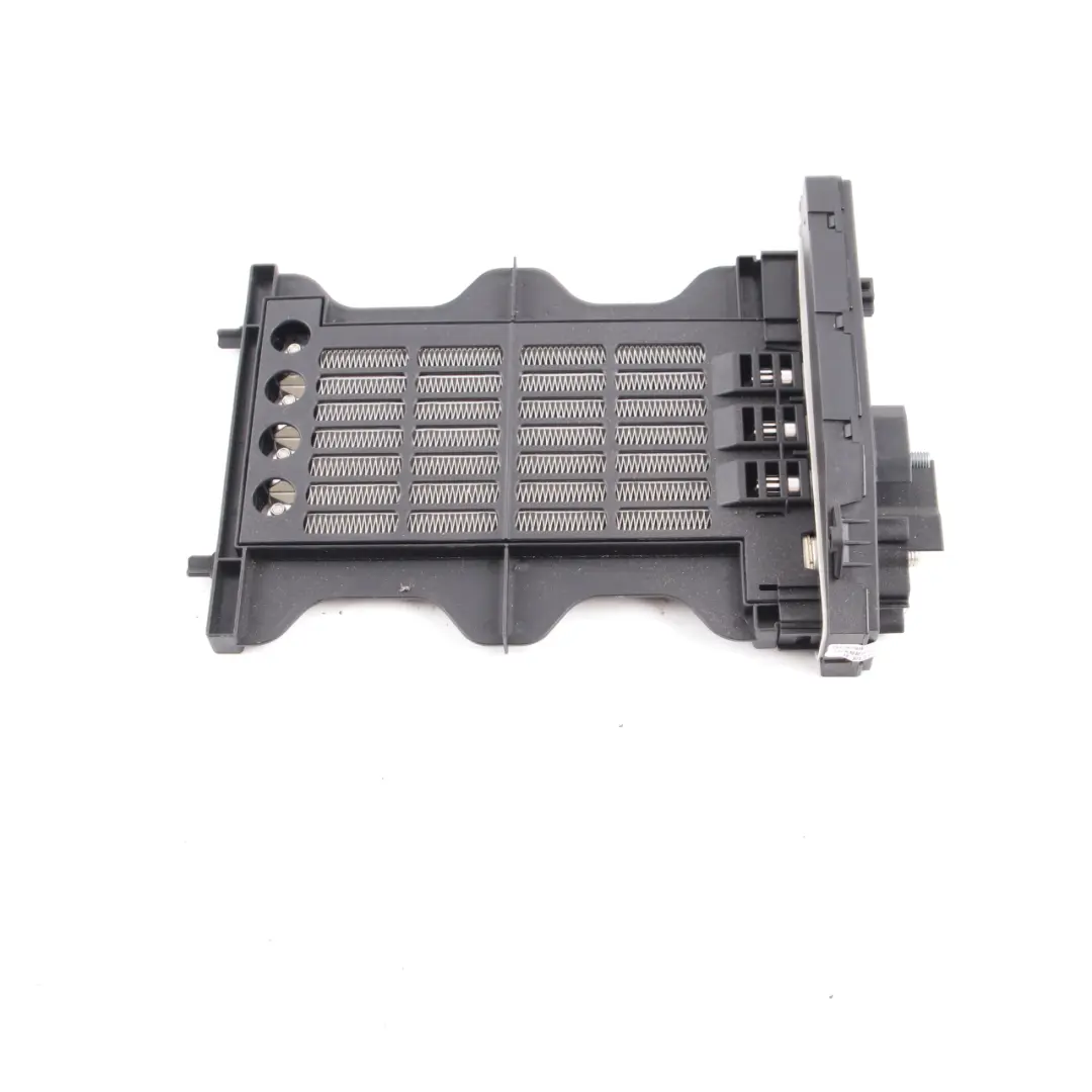 Riscaldatore Matrix Scambiatore calore Radiatore per Mercedes W176 W246 con numero di parte A2468300261 Mercedes W176 W246 Riscaldatore Matrix Scambiatore calore Radiatore - SKU A2468300261 - Numero di parte A2468300261