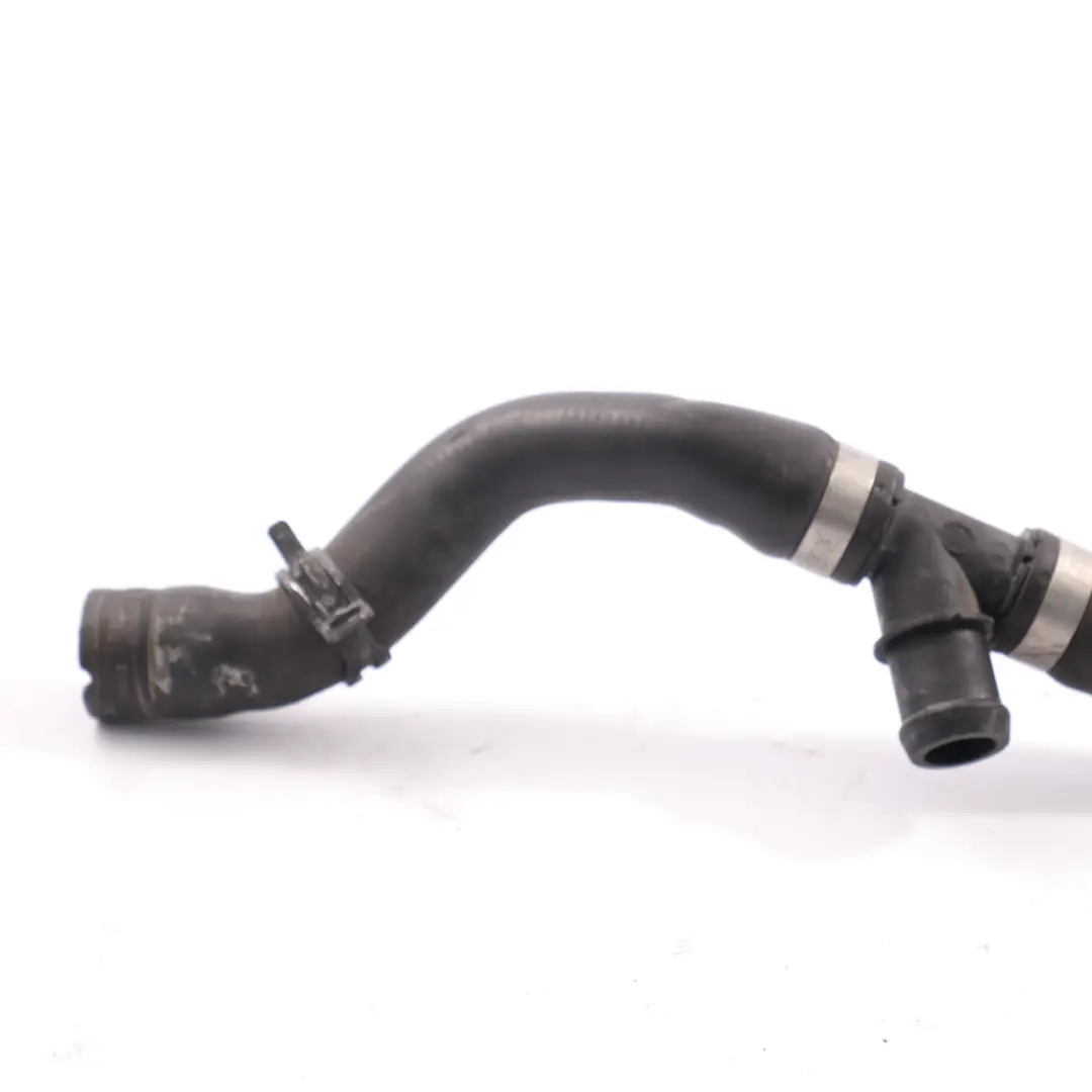 Tubo Dell'Acqua Mercedes W176 W246 OM651 Refrigerante Pompa Linea per con numero di parte A2468302896 Tubo Dell'Acqua Mercedes W176 W246 OM651 Refrigerante Pompa Linea - SKU A2468302896 - Numero di parte A2468302896