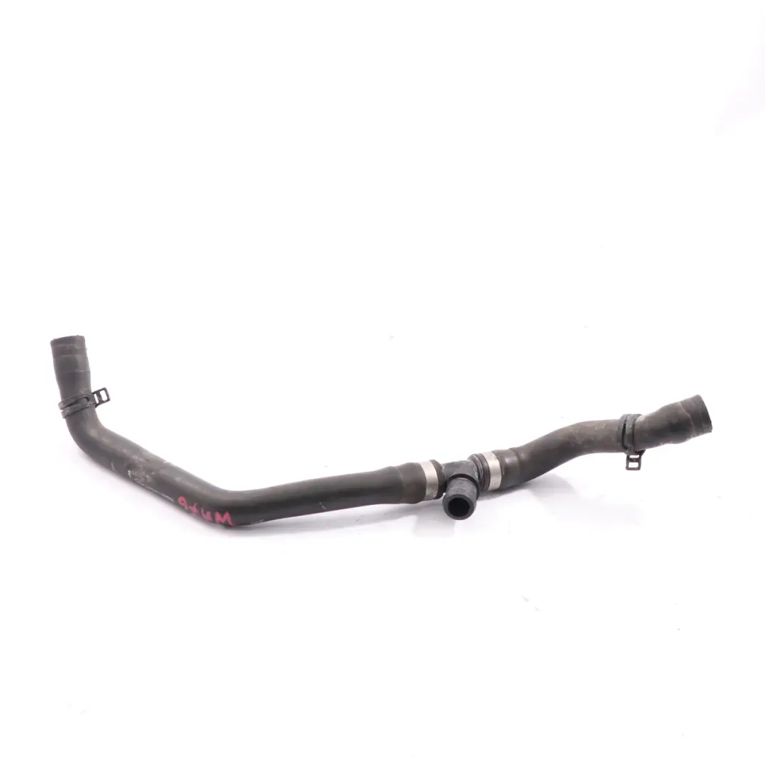 Tuyau D'Eau Mercedes W176 W246 OM651 Ligne Pompe Eau Refroidissement  - SKU A2468302896 - Numéro de pièce A2468302896