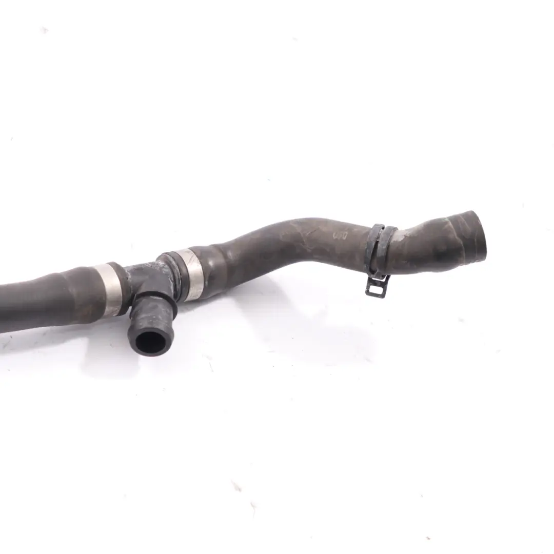 Tuyau D'Eau Mercedes W176 W246 OM651 Ligne Pompe Eau Refroidissement  - SKU A2468302896 - Numéro de pièce A2468302896