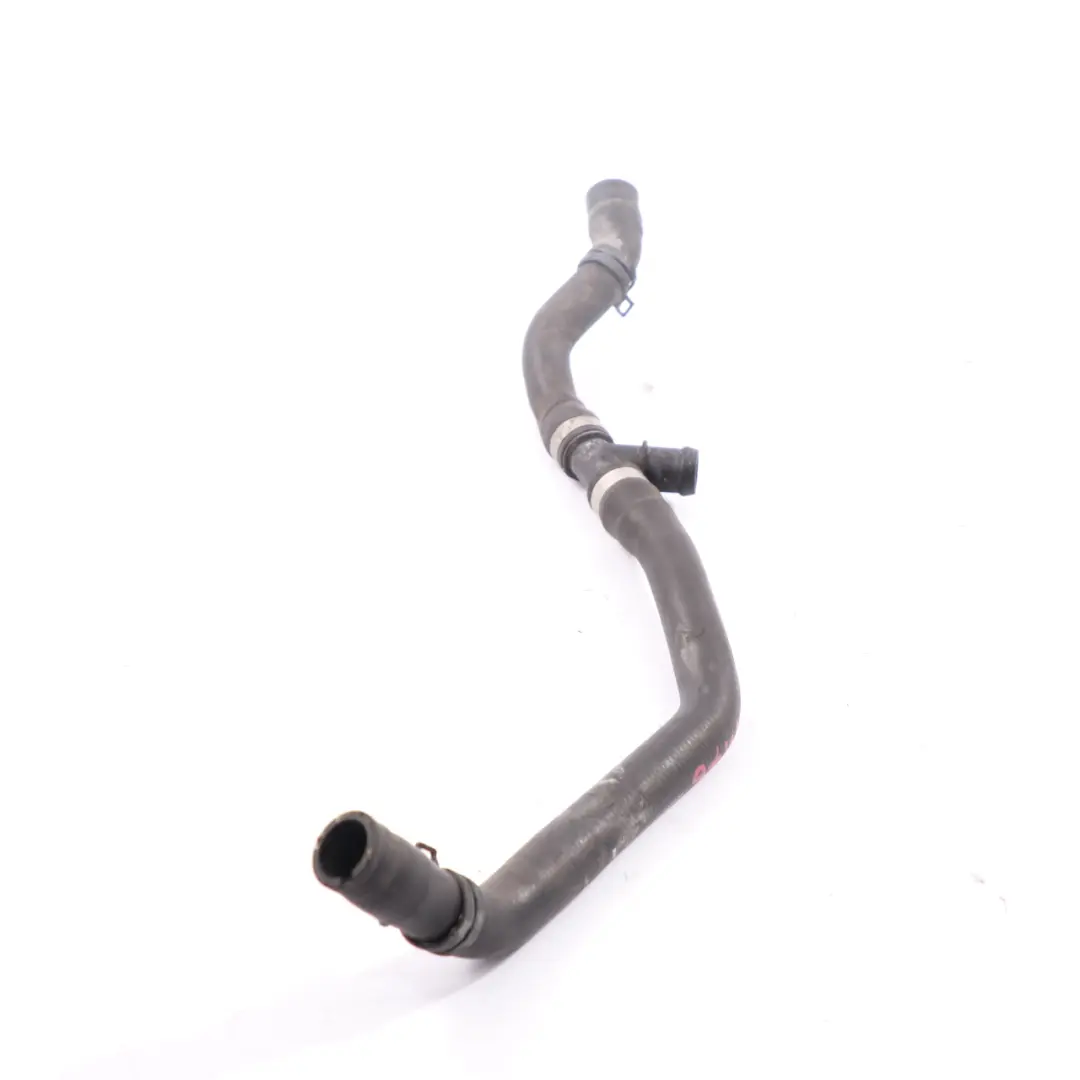 Tuyau D'Eau Mercedes W176 W246 OM651 Ligne Pompe Eau Refroidissement  - SKU A2468302896 - Numéro de pièce A2468302896