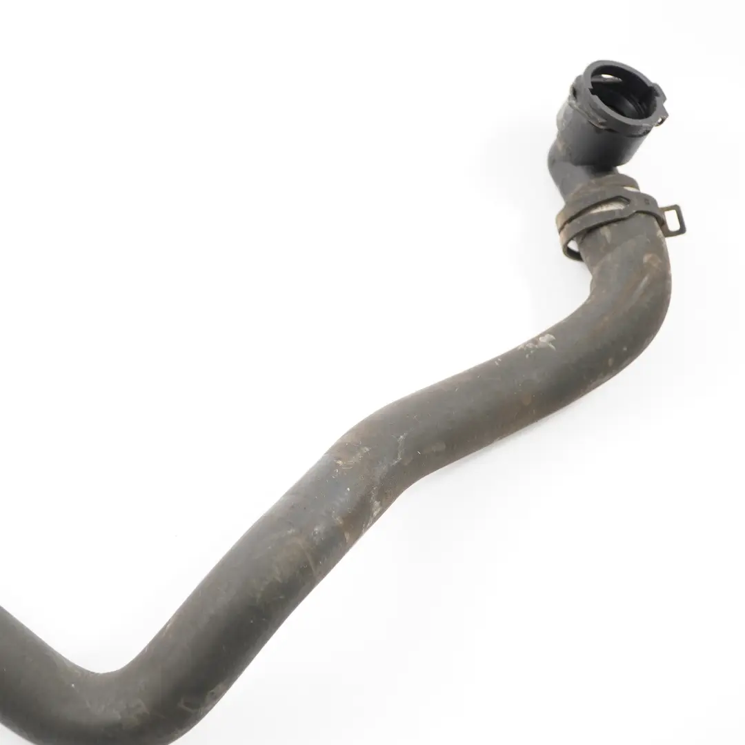  Tuyau d'eau Mercedes W176 W246 M270 Conduite liquide refroidissement - SKU A2468303096 - Numéro de pièce A2468303096