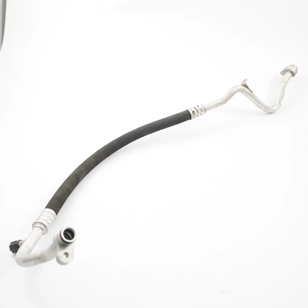 Tuyau de climatisation Ligne compresseur fluide frigorigène A/C pour Mercedes W176 à propos du numéro de pièce A2468303815 Mercedes W176 Tuyau de climatisation Ligne compresseur fluide frigorigène A/C - SKU A2468303815 - Numéro de pièce A2468303815