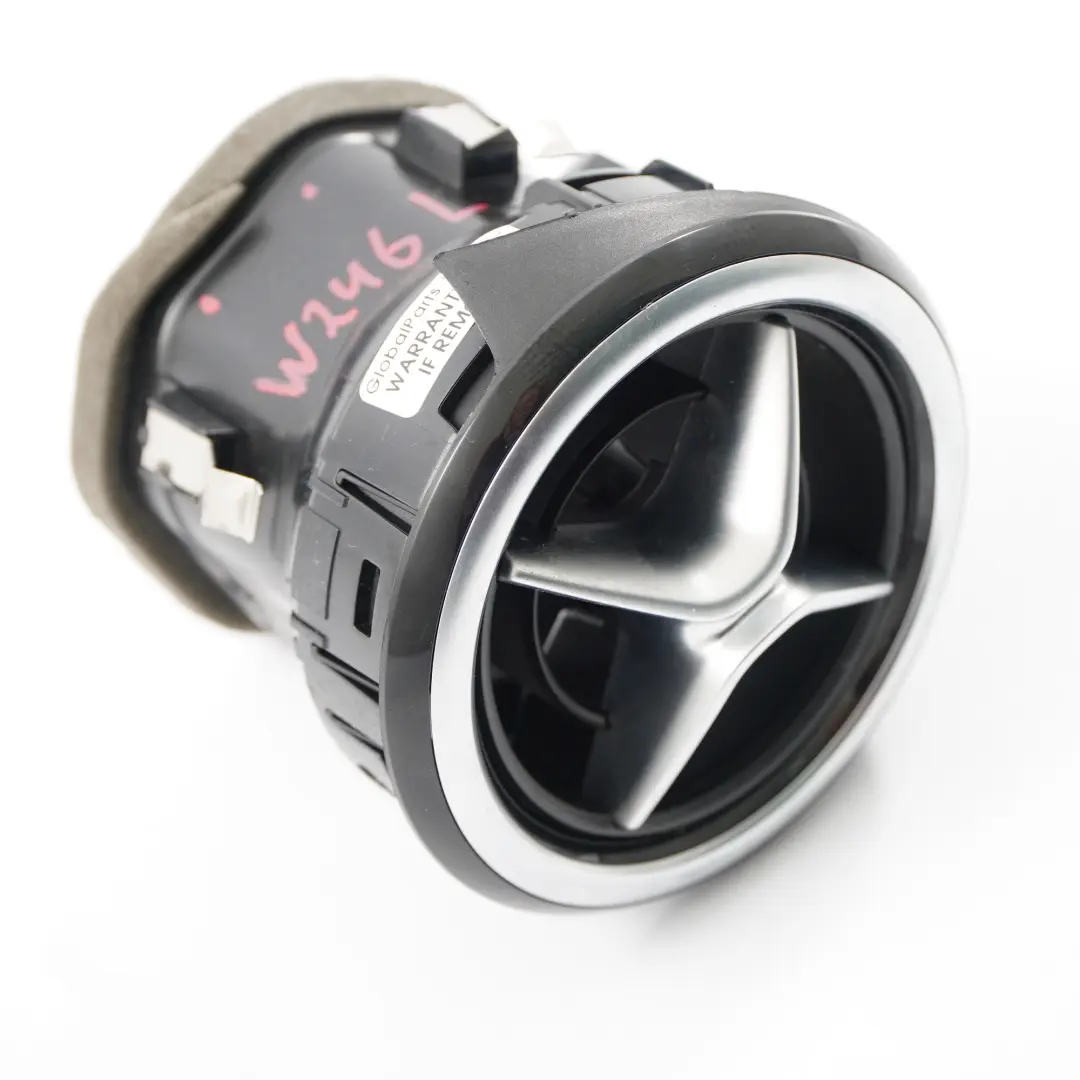 Salpicadero Izquierdo Boquilla Ventilación Silver para Mercedes W246 con número de pieza A2468303900 Mercedes W246 Salpicadero Izquierdo Boquilla Ventilación Silver - SKU A2468303900 - Número de pieza A2468303900